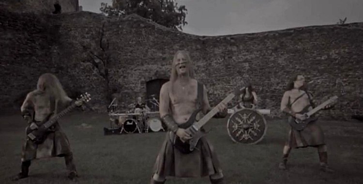 Only two weeks until EnsiferuM’s new album “Unsung Heroes”!